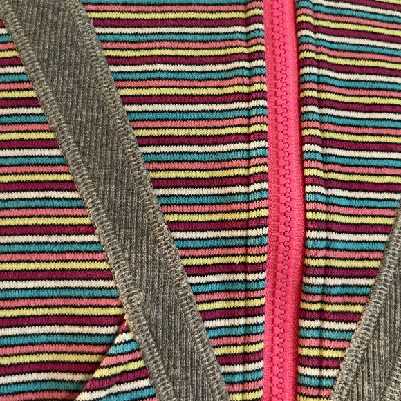 ivvia Heavyweight Scuba Hoodie - Picture 5 of 5